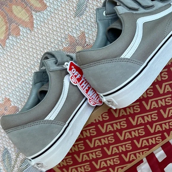 Vans Old Skool Velcro
(Suede/Canvas)Drzz|/Trwht
VNOA3D296CM
WMNS sneakers - Picture 15 of 16